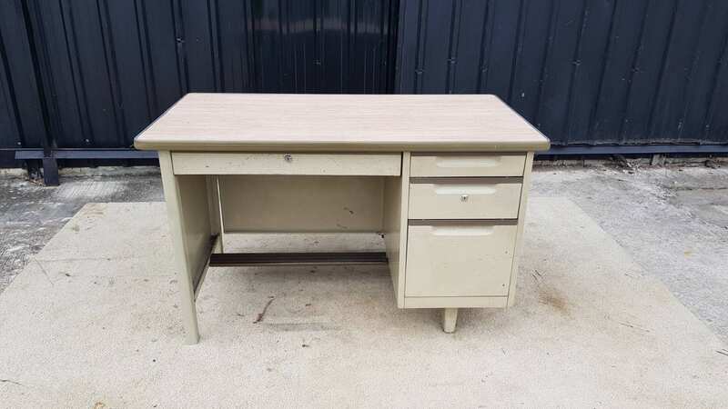 TAIYO brand cream-colored steel desk with 3 drawers and a wood top.