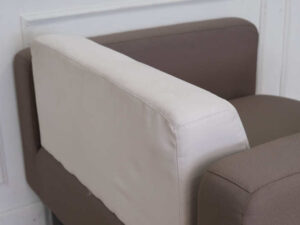 3 seat leather sofa rectangular shape Light brown cushion white backrest_BV682R1VFM_W7MDDCEO4I_XFOXUR3U0B