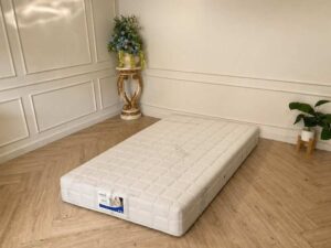 3.5 foot bed, steel frame with 3.5 foot mattress, PICASSO COMFORT brand, FLEX model._XKQBT2LJRC