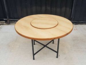 Round dining table, steel legs, wooden top, 120 cm