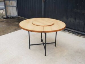 Round dining table, steel legs, wooden top, 120 cm