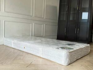 3.5-foot mattress