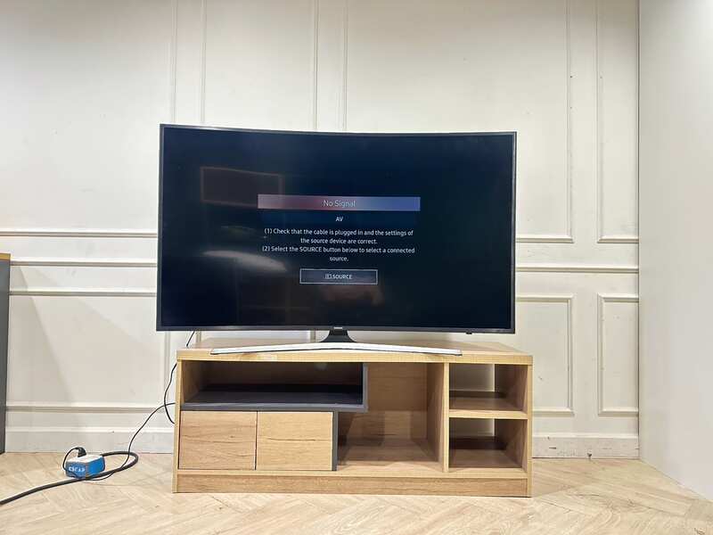 Samsung 55-inch TV, Model UA55KU630KXXT