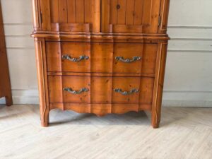 Wooden wardrobe with 2 doors and 2 drawers (1)
