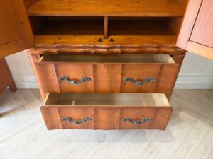 Wooden wardrobe with 2 doors and 2 drawers (1)