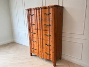 5-Drawer Wooden Chest in Vintage Style with Classic-Patterned Iron Handles (1)