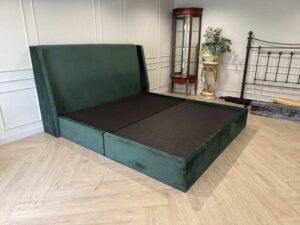 Green 6-foot bed