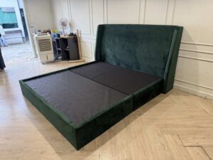Green 6-foot bed