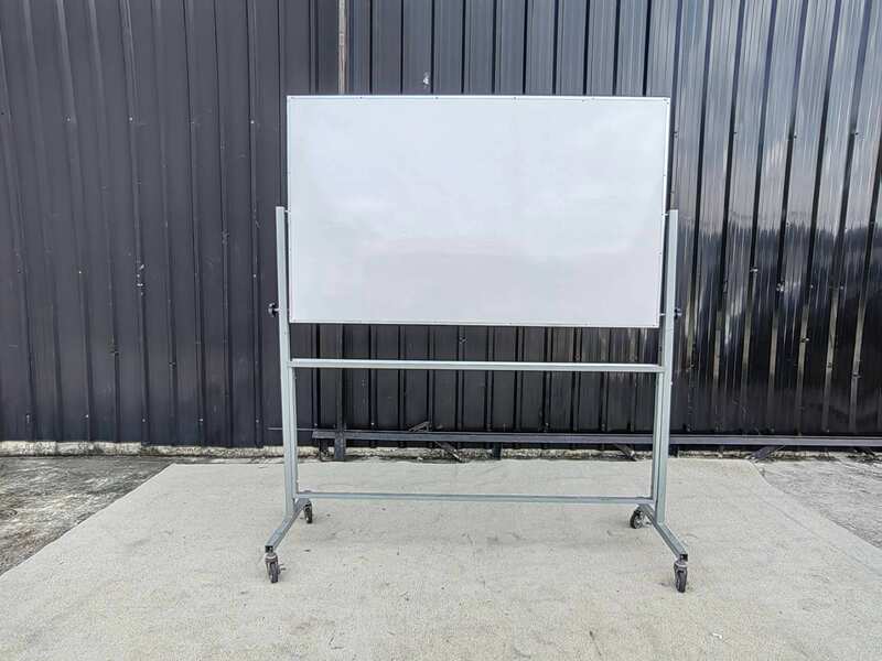Whiteboard (Size 150 x 90)