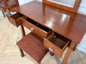 3-Drawer Dressing Table + Stool (1)