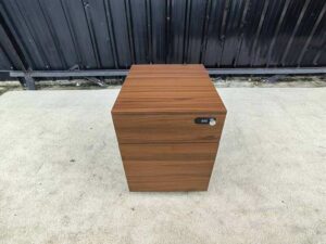 Mobile 3-drawer cabinet, dark brown; keyless entry via combination lock.