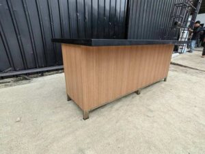 6-seater BBQ table, 190 cm, featuring a built-in pot holder and storage shelf.