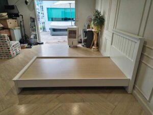 KONCEPT MONETA 3.5 ft Bed Frame, White