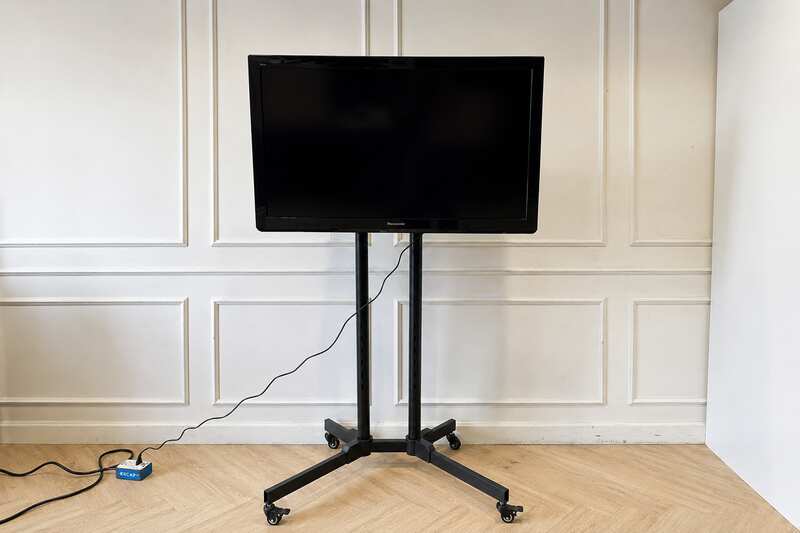 Panasonic 42-inch TV L42U30T