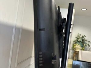 Panasonic 42-inch TV L42U30T