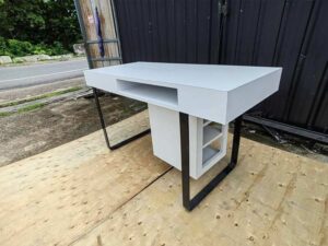 White desk with black metal legs, 1 drawer