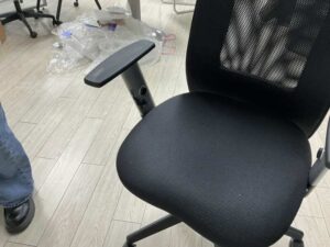 Adjustable black fabric office chair (2)