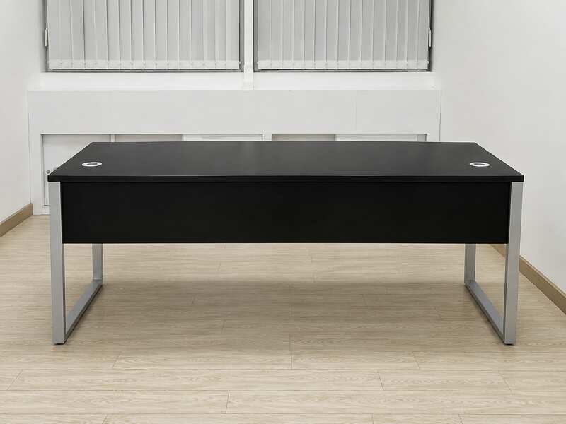 Executive Desk with Black Metal Legs (2)